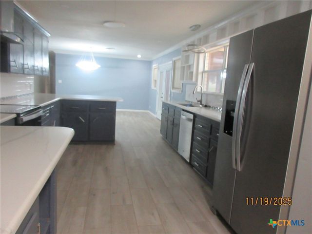 606 E 12th Avenue, Belton, TX 76513