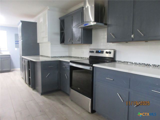 606 E 12th Avenue, Belton, TX 76513