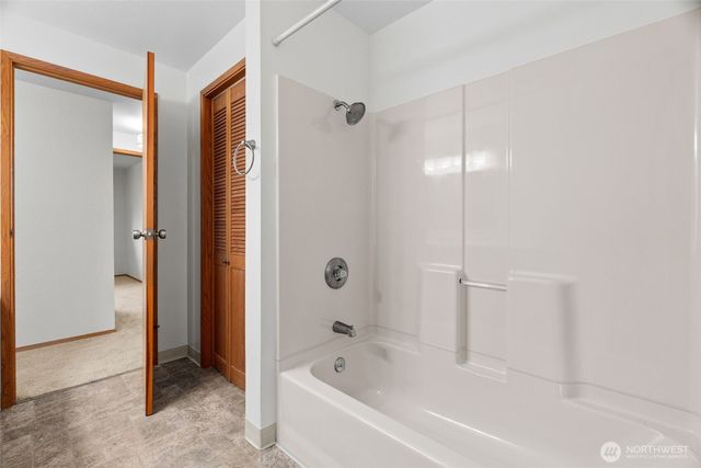 2515 25th Loop SE, Lacey, WA 98503