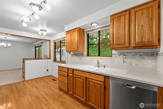 2515 25th Loop SE, Lacey, WA 98503