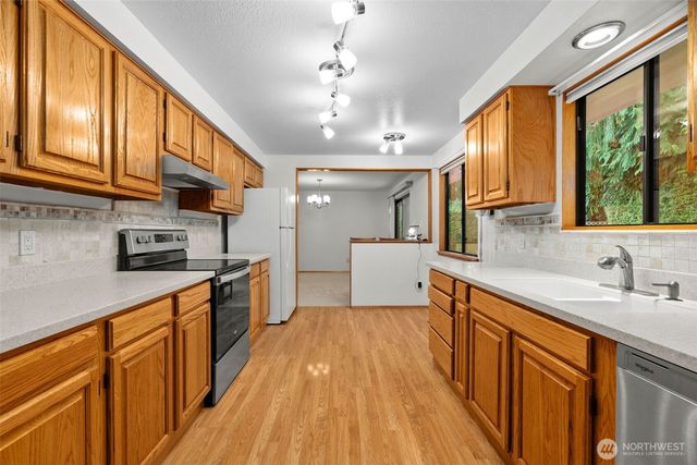 2515 25th Loop SE, Lacey, WA 98503