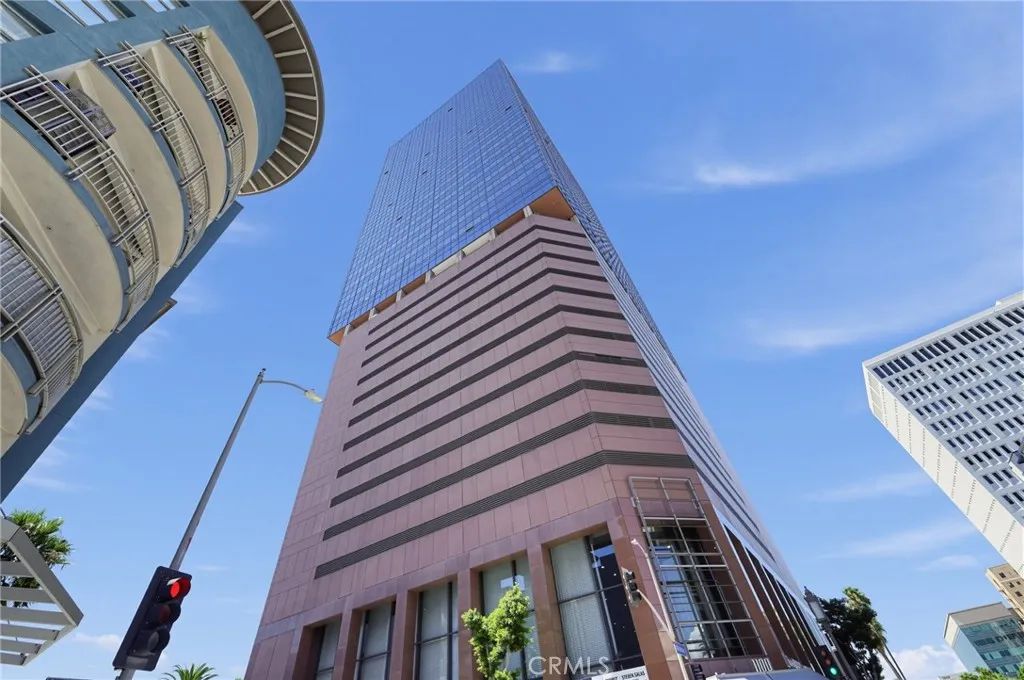 1100 Wilshire Boulevard 2207, Los Angeles, CA 90017