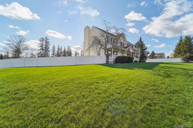 76 West Street, Patterson, NY 12563