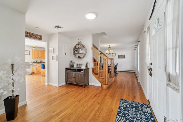 76 West Street, Patterson, NY 12563