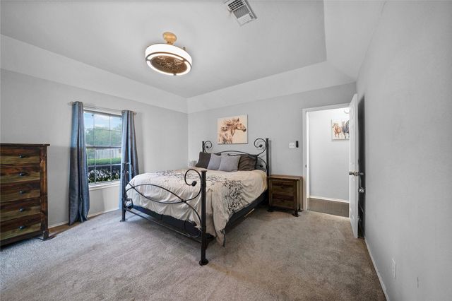 620 Linda Drive, Burleson, TX 76028