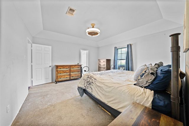 620 Linda Drive, Burleson, TX 76028
