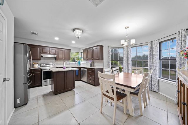 620 Linda Drive, Burleson, TX 76028