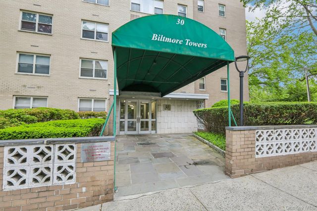 30 Lake Street 3J, White Plains, NY 10603