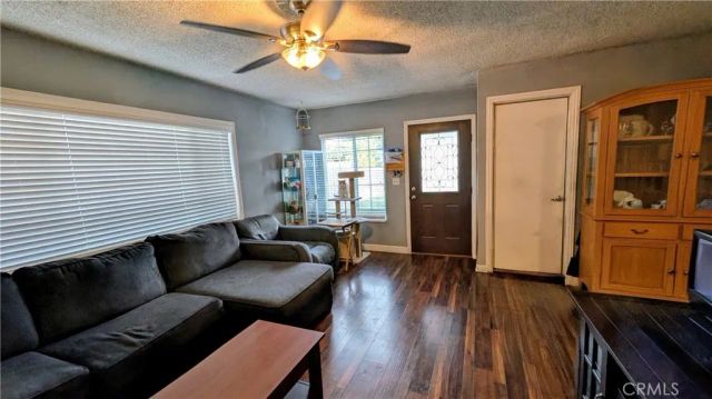 417 W Pear, Compton, CA 90222
