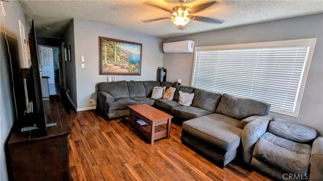 417 W Pear, Compton, CA 90222