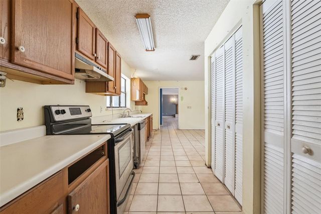 590 S LAWTON AVENUE, Orange City, FL 32763