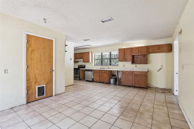 590 S LAWTON AVENUE, Orange City, FL 32763