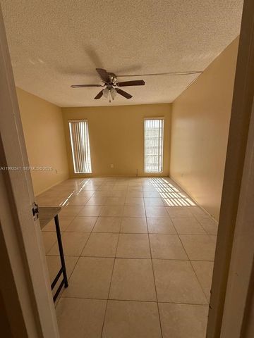 4848 NW 24th Ct 309, Lauderdale Lakes, FL 33313