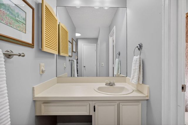 9890 Orchid Tree Trail B, Boynton Beach, FL 33436