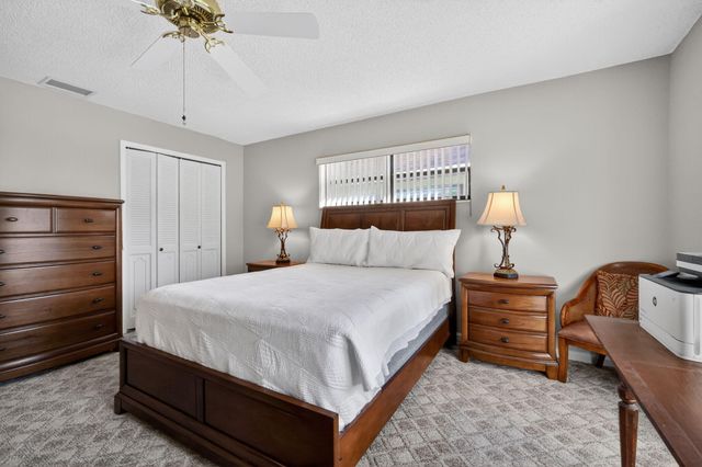 9890 Orchid Tree Trail B, Boynton Beach, FL 33436