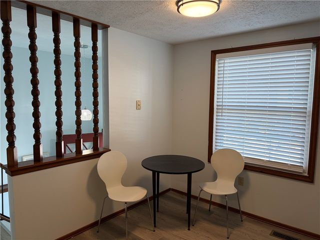 3101 Camberly Dr, Hampton, PA 15044