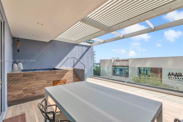 650 NE 32nd St BH4, Miami, FL 33137