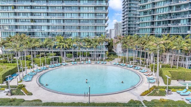 650 NE 32nd St BH4, Miami, FL 33137
