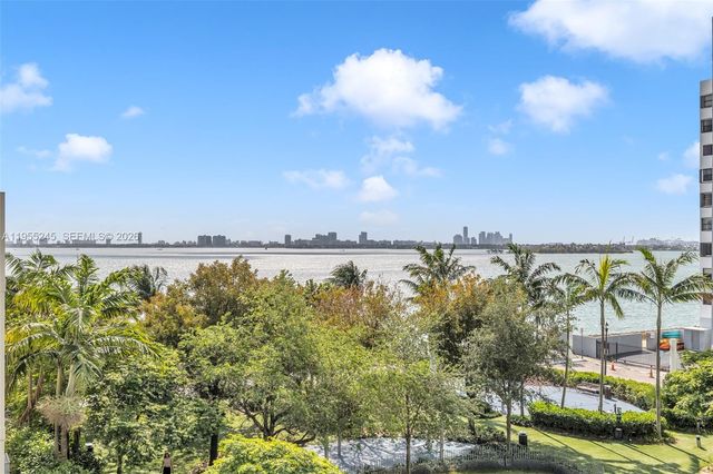 650 NE 32nd St BH4, Miami, FL 33137