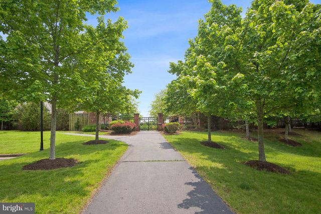 5429 TREVINO DR, Haymarket, VA 20169