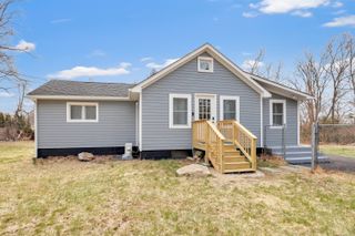 37 Huckleberry Hill Road, Brookfield, CT 06804