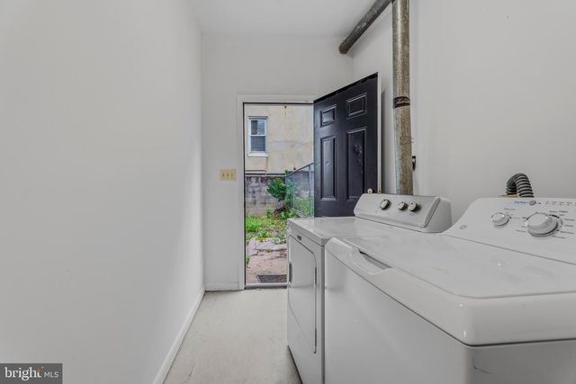 1824 E LOMBARD ST, Baltimore, MD 21231