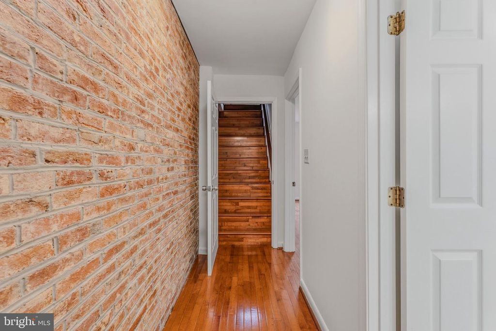 Image 20 of property listing at 1824 E LOMBARD ST, Baltimore, MD 21231