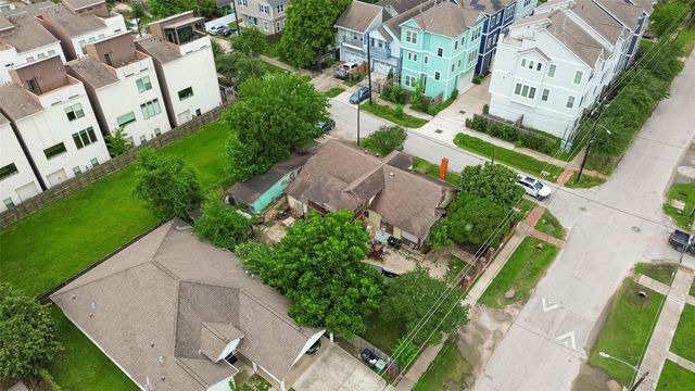 4802 Sherman Street, Houston, TX 77011
