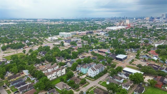 4802 Sherman Street, Houston, TX 77011