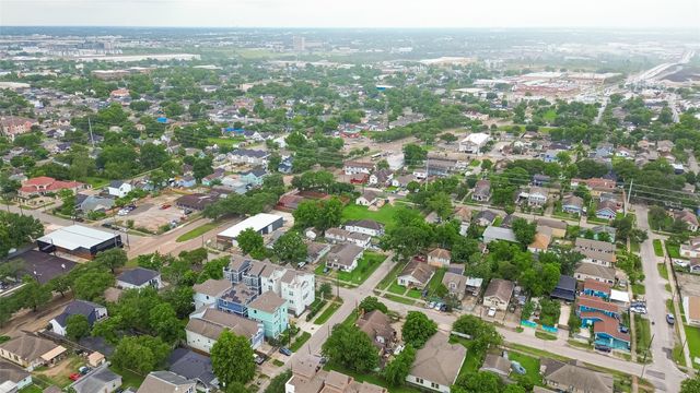 4802 Sherman Street, Houston, TX 77011
