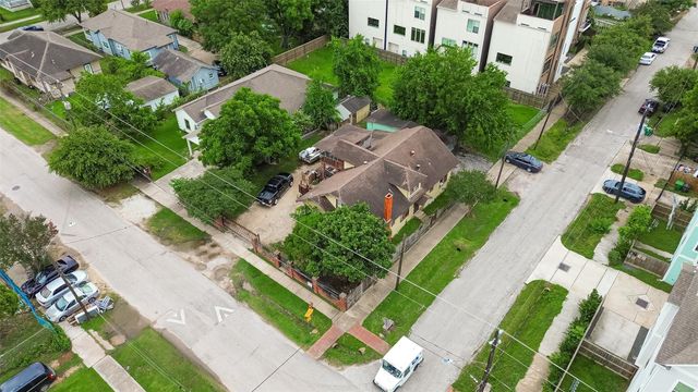 4802 Sherman Street, Houston, TX 77011