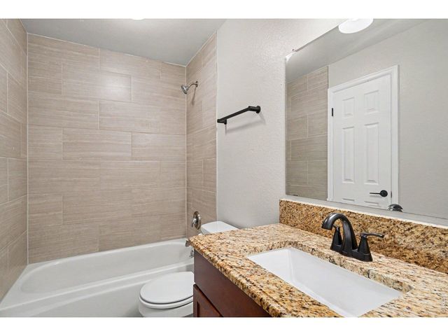 3907 Ash Ave, Loveland, CO 80538