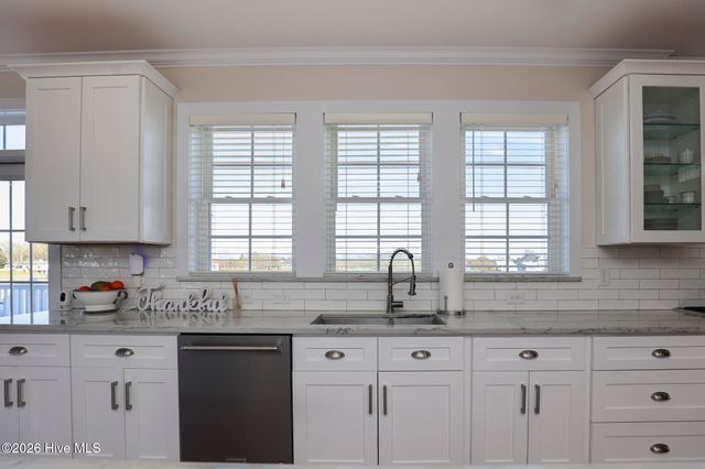 146 Laguna Bay Drive, Jacksonville, NC 28540