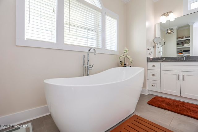 146 Laguna Bay Drive, Jacksonville, NC 28540