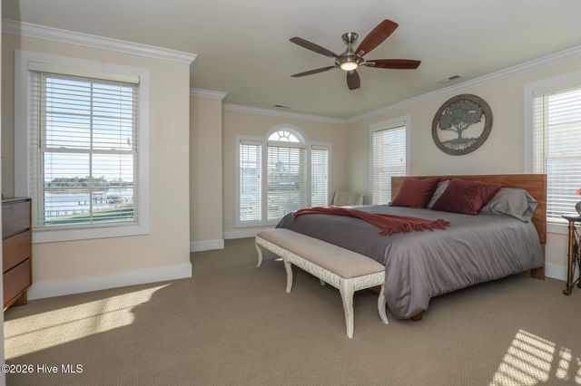 146 Laguna Bay Drive, Jacksonville, NC 28540