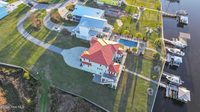 146 Laguna Bay Drive, Jacksonville, NC 28540