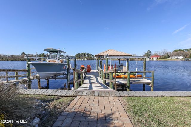 146 Laguna Bay Drive, Jacksonville, NC 28540
