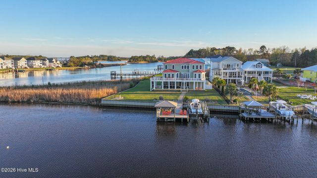 146 Laguna Bay Drive, Jacksonville, NC 28540