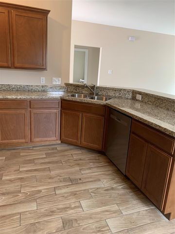5329 Rue Street, Houston, TX 77033