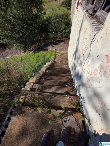 292 12TH AVENUE, Midfield, AL 35228