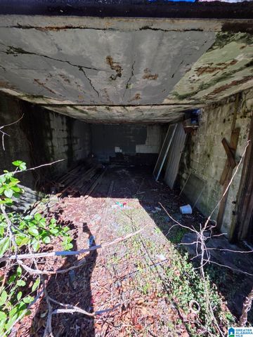 292 12TH AVENUE, Midfield, AL 35228