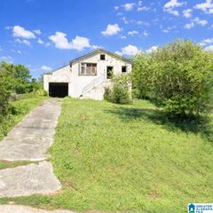 292 12TH AVENUE, Midfield, AL 35228