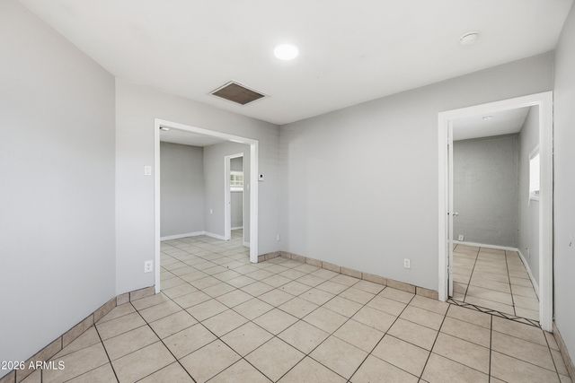 5206 W Ocotillo Road Apt B, Glendale, AZ 85301