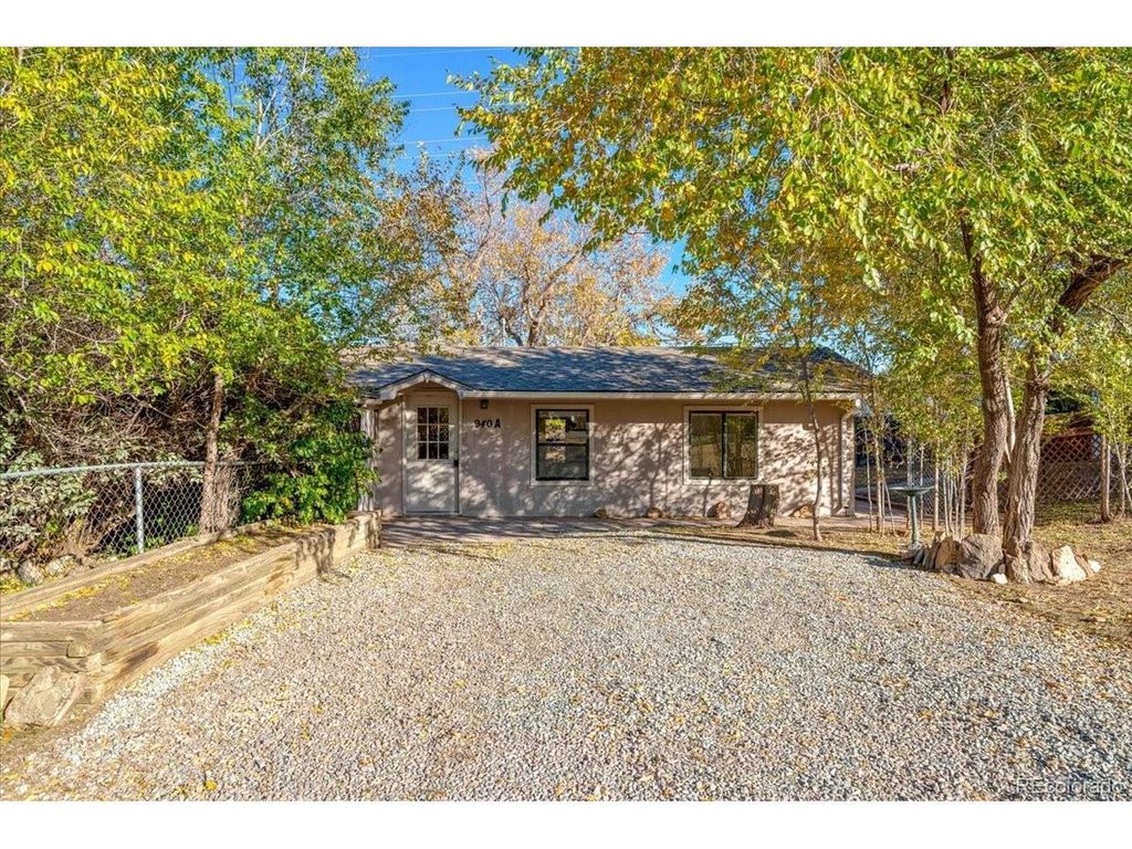 940 Mc Intyre St, Golden, CO 80401