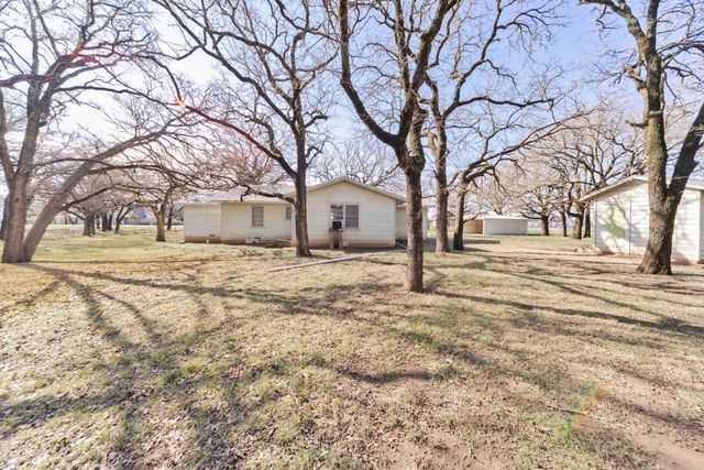 449 Olde Towne Road, Paradise, TX 76073