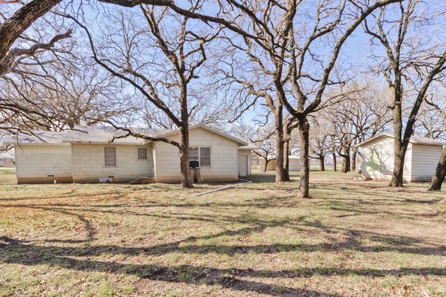 449 Olde Towne Road, Paradise, TX 76073