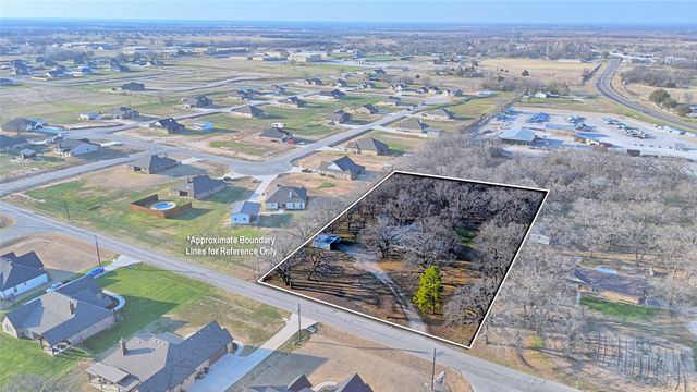 449 Olde Towne Road, Paradise, TX 76073