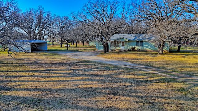 449 Olde Towne Road, Paradise, TX 76073