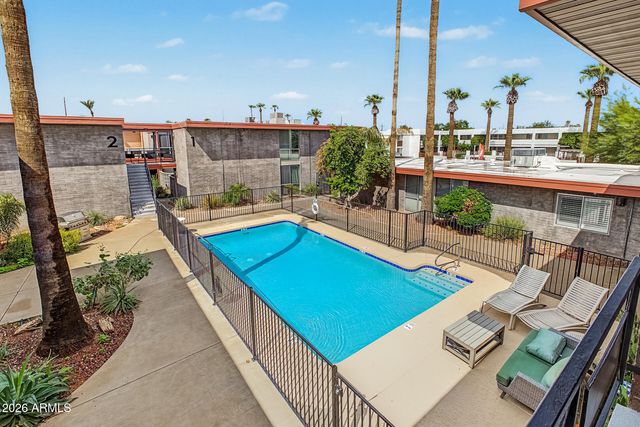 1225 E MEDLOCK Drive 207, Phoenix, AZ 85014