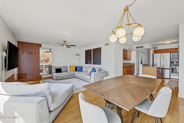 1225 E MEDLOCK Drive 207, Phoenix, AZ 85014
